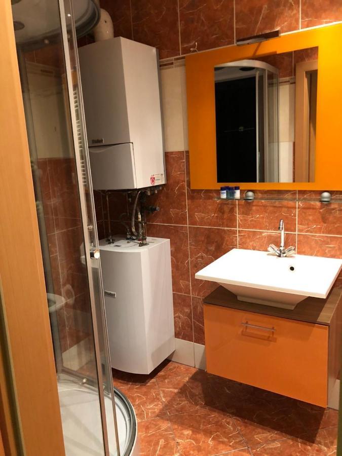 Nina Apartment Vídeňské Nové Město Exteriér fotografie